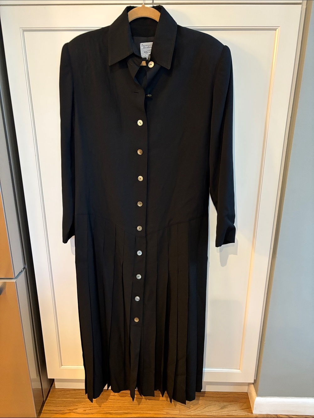 RARE Premonville et Dewavrin Black Pleated Women’s 80s Avant-garde Coat Paris